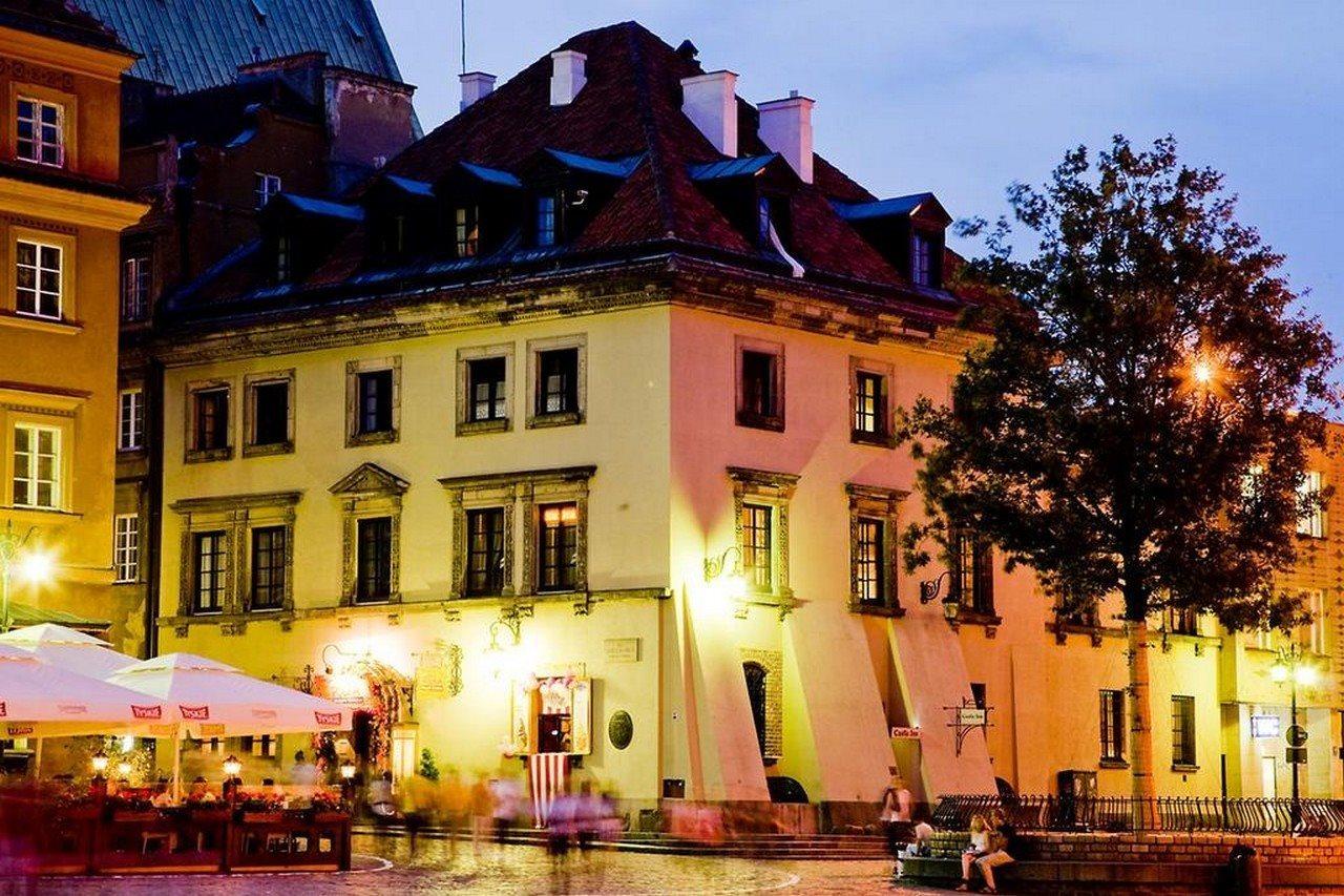 Castle Inn Warszawa Zewnętrze zdjęcie